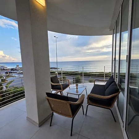 Angolo Blu Fronte Mare Διαμέρισμα *